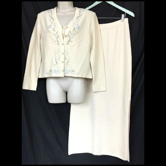 St. John Dresses & Skirts - SOLD St. John Evening 6 Skirt Suit 3-Pc Crystal